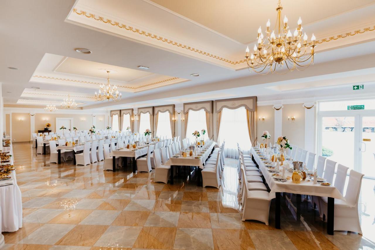 Hotel Korczowa Mlyny  Exterior photo